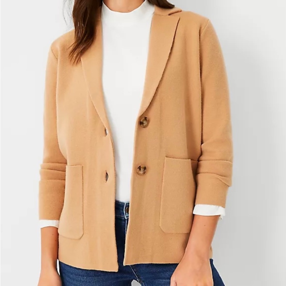 NWOT Ann Taylor sweater blazer. Size M. Light Camel color.